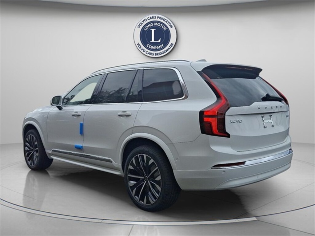 New 2026 Volvo XC90 B6 Plus 7-Seater SUV