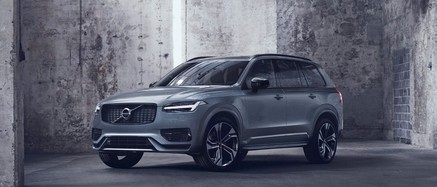 2021 Volvo XC90 parked outside