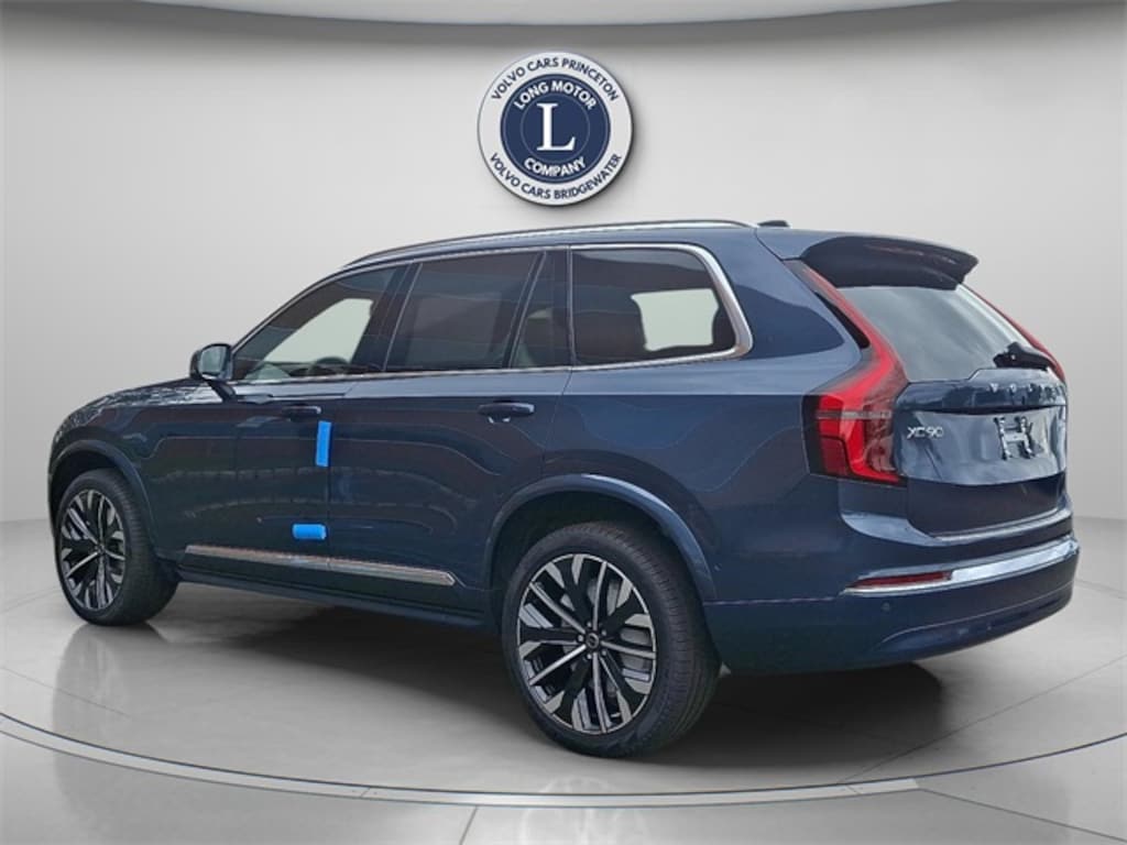 New 2026 Volvo XC90 B6 Plus 7-Seater SUV