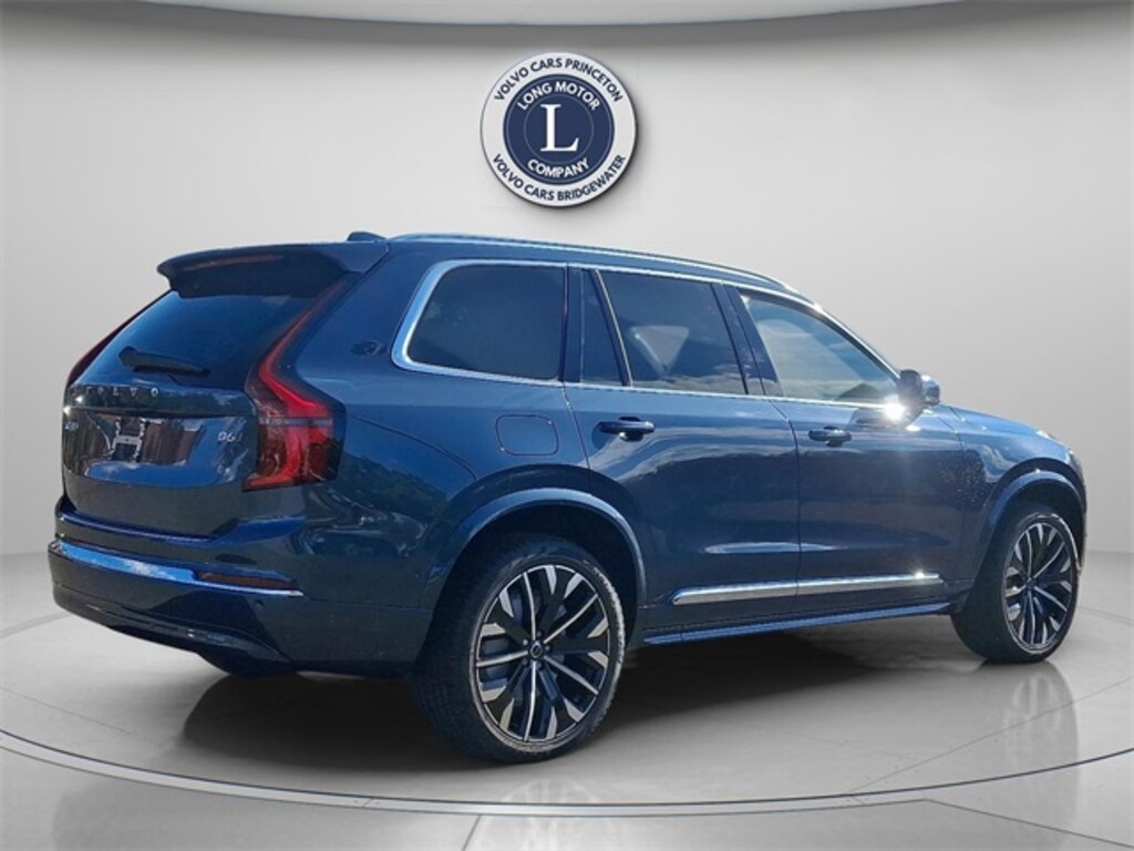 New 2026 Volvo XC90 B6 Plus 7-Seater SUV