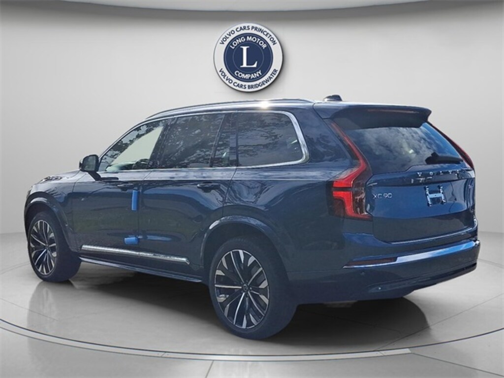 New 2026 Volvo XC90 B6 Plus 7-Seater SUV