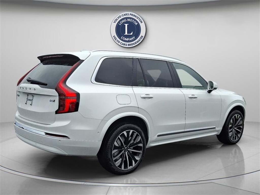 New 2026 Volvo XC90 B6 Plus 7-Seater SUV