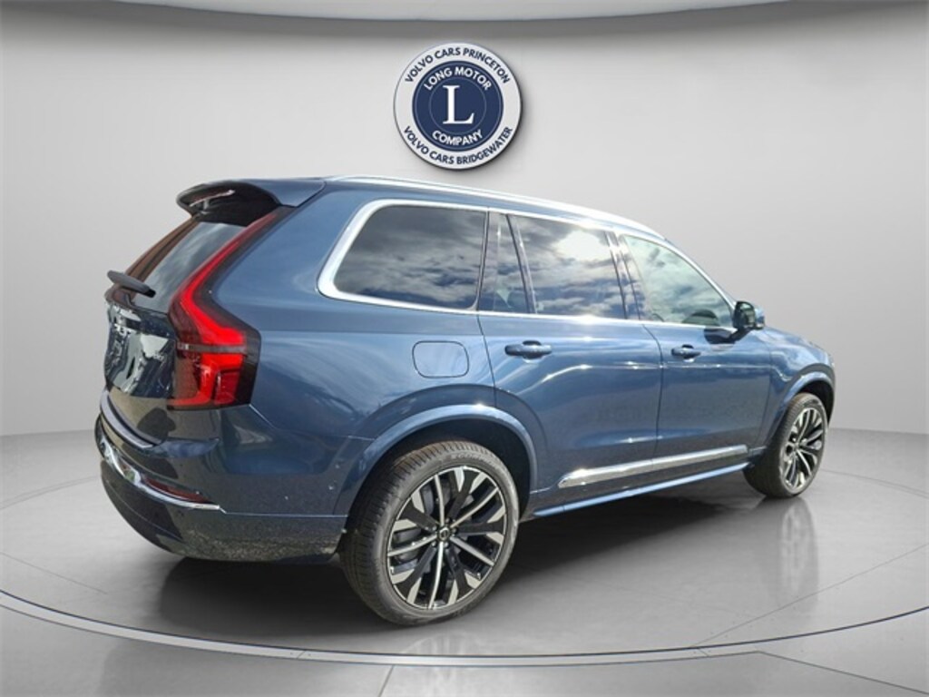 New 2026 Volvo XC90 B6 Plus 7-Seater SUV