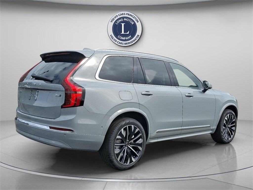 New 2026 Volvo XC90 B6 Plus 7-Seater SUV