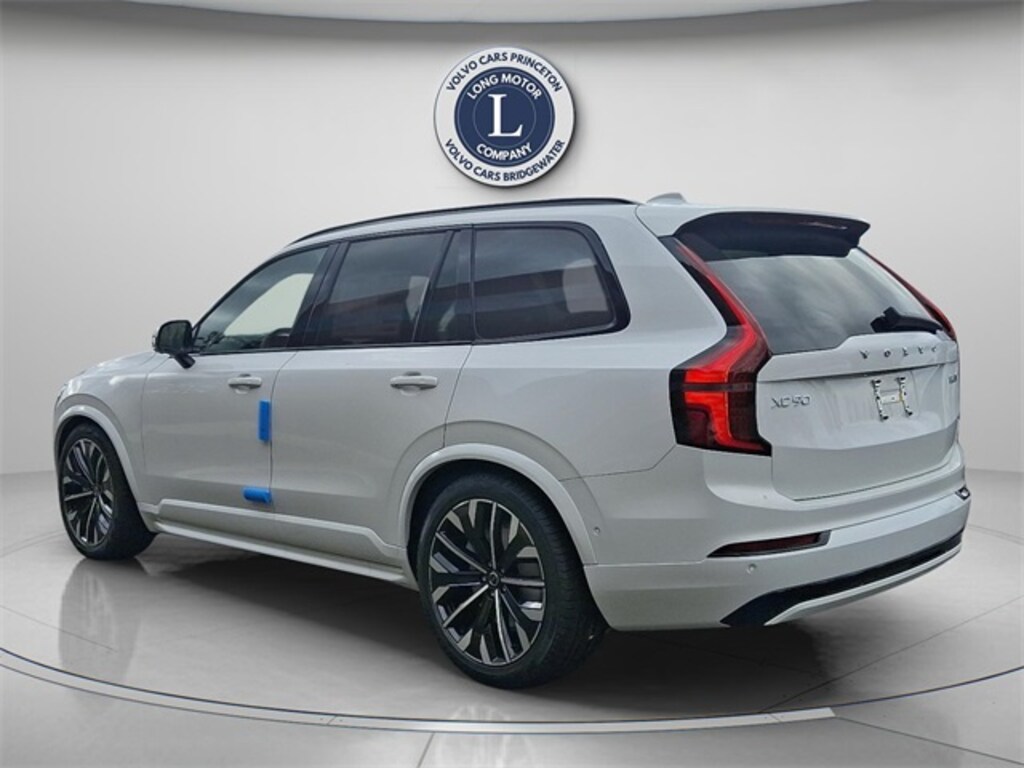 New 2026 Volvo XC90 B6 Ultra Dark Theme 7-Seater SUV