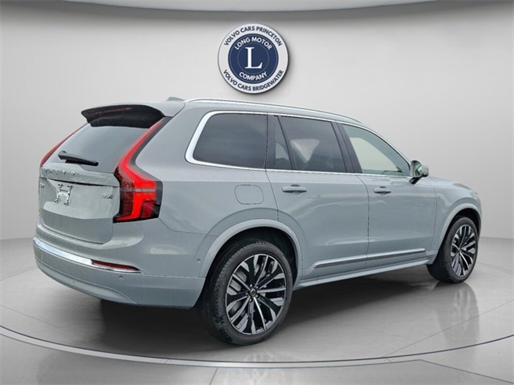 New 2026 Volvo XC90 B6 Plus 7-Seater SUV