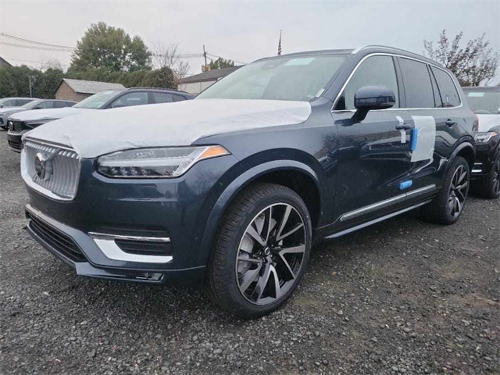 New 2024 Volvo XC90 B6 Ultimate Bright 7Seater in Denim Blue For Sale