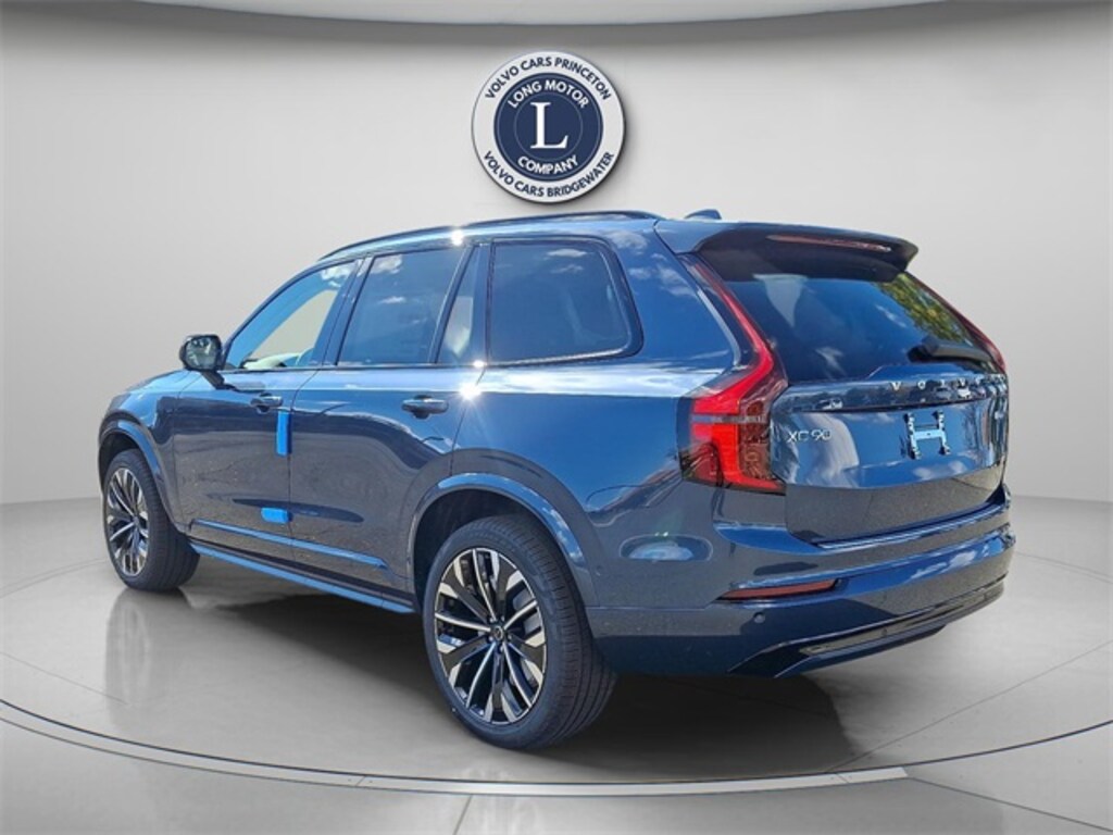 New 2026 Volvo XC90 B6 Ultra Dark Theme 7-Seater SUV