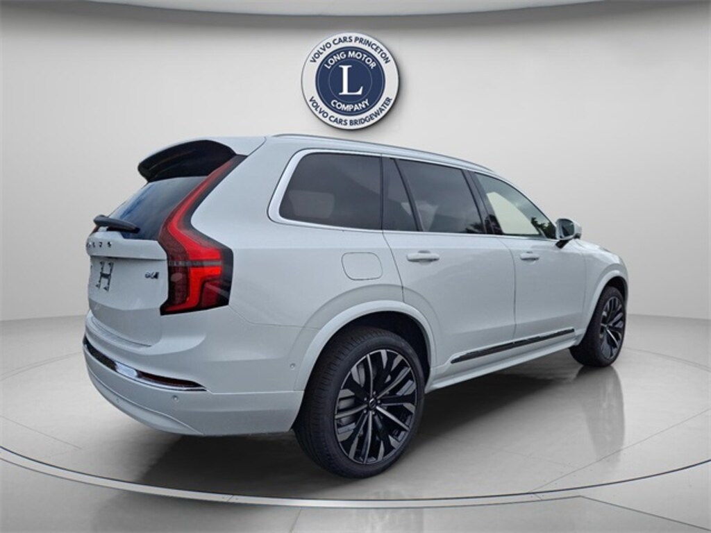 New 2026 Volvo XC90 B6 Plus 7-Seater SUV