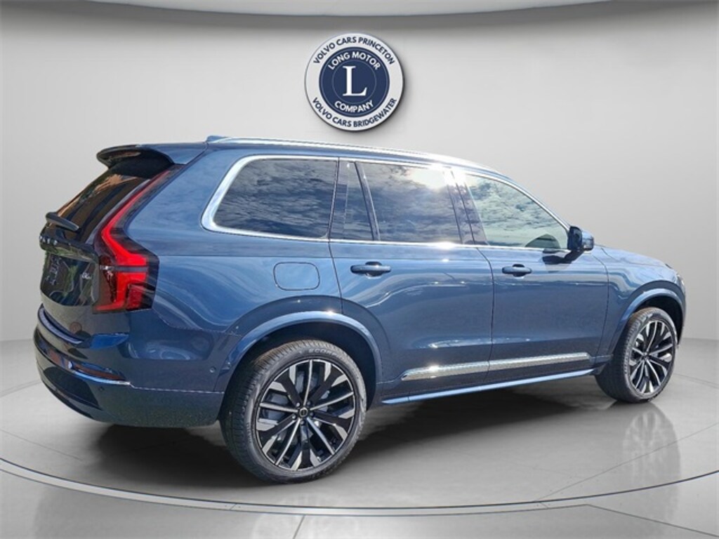 New 2026 Volvo XC90 B6 Plus 7-Seater SUV