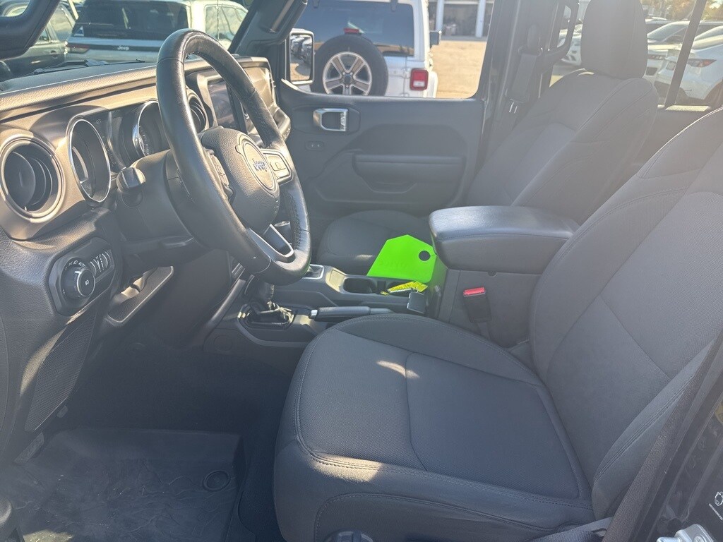2022 Jeep Wrangler Unlimited Sport S photo 3
