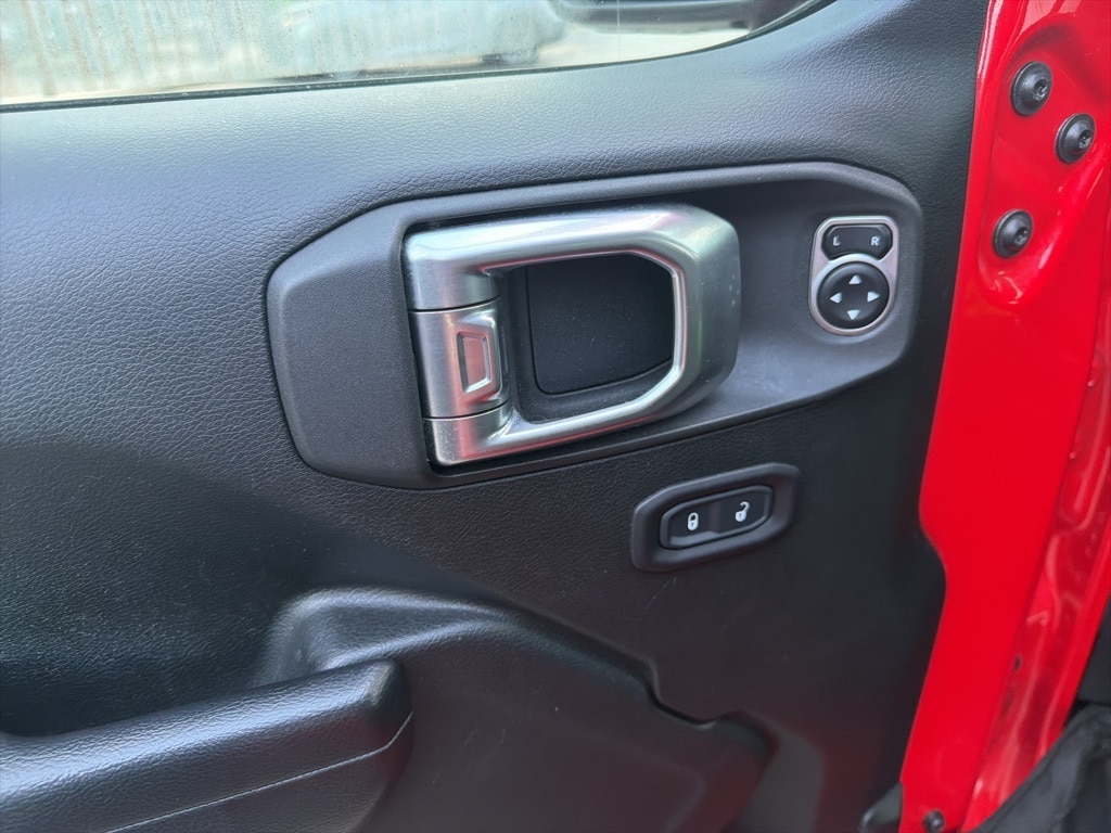 Used 2018 Jeep Wrangler Unlimited Sport S SUV