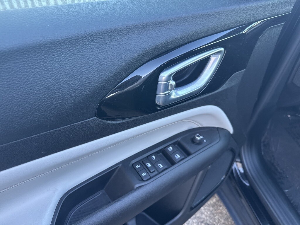 2022 Jeep Compass Limited photo 2