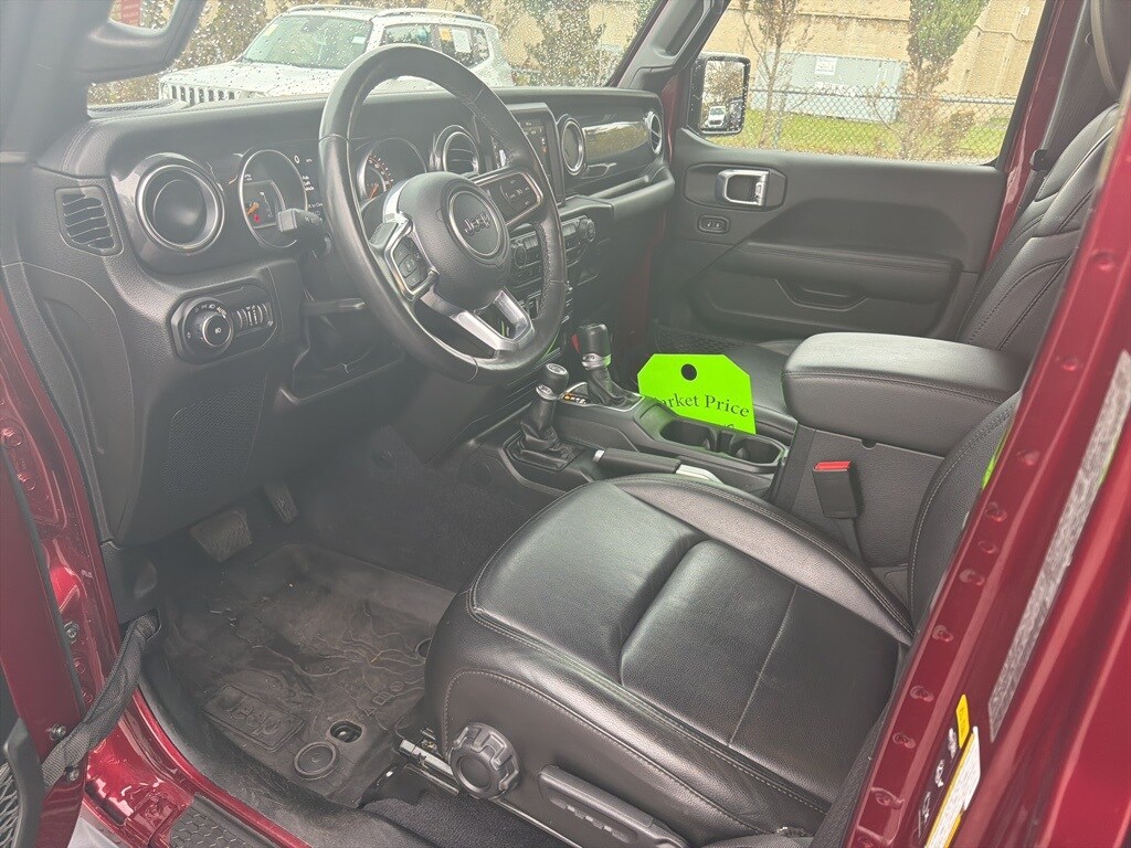 Used 2022 Jeep Wrangler Unlimited Sahara Altitude SUV