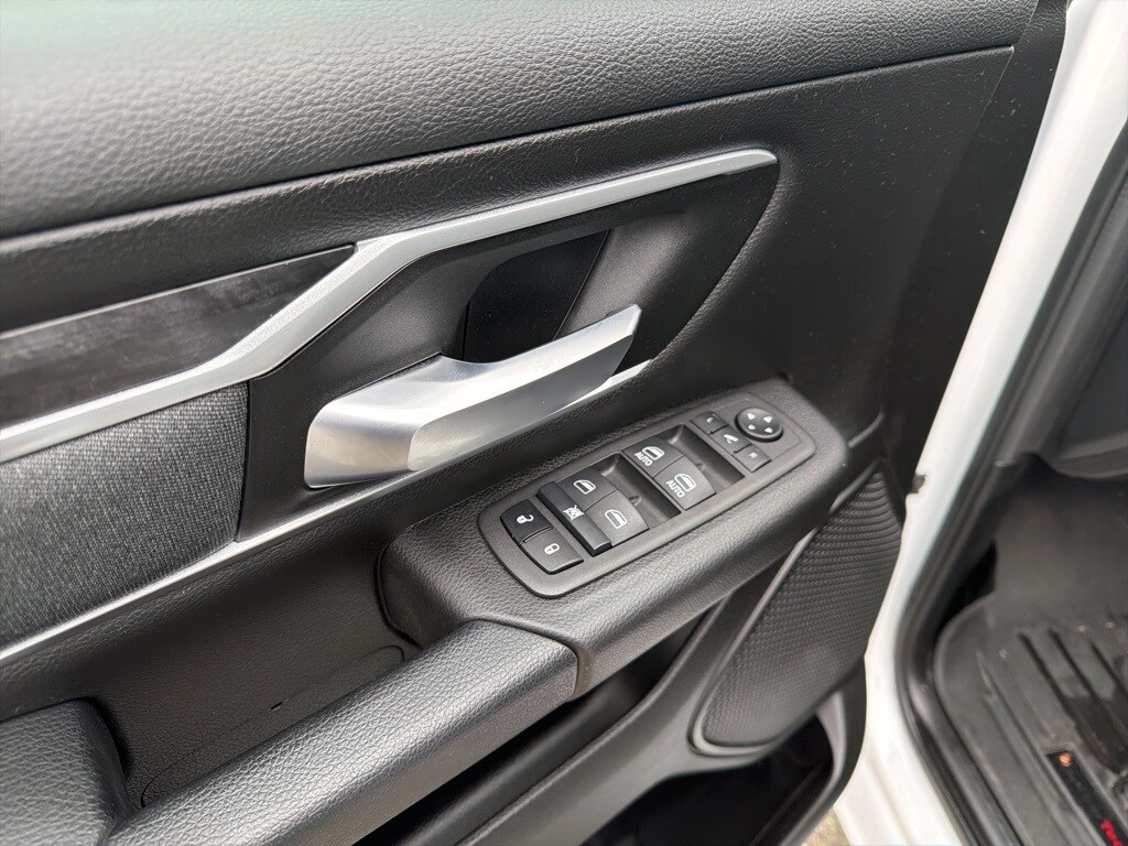 2022 Ram 1500 Big Horn Lone Star photo 2