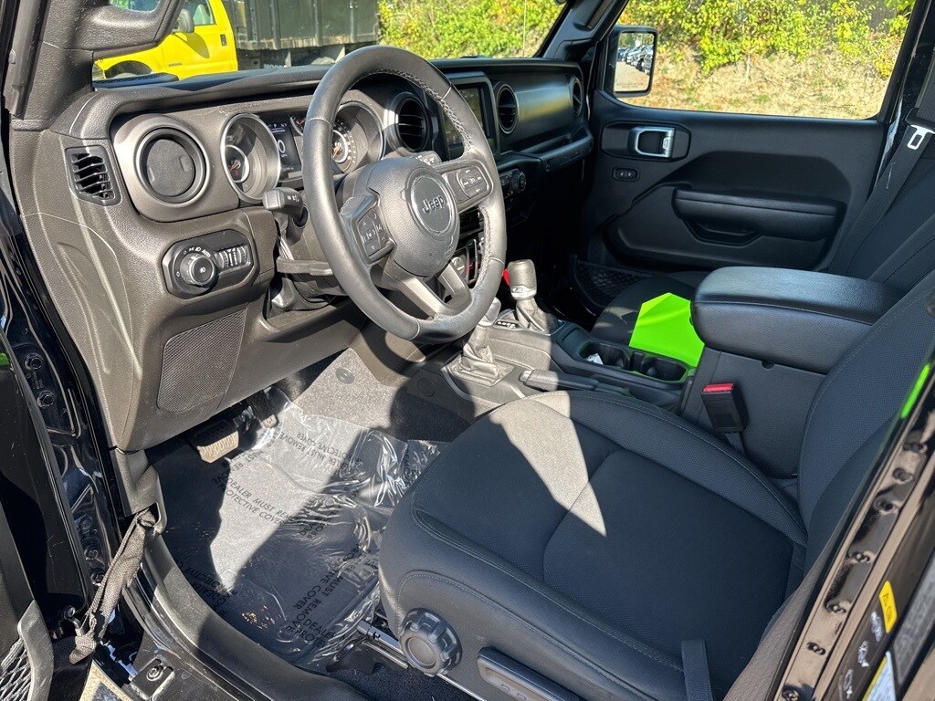 2022 Jeep Wrangler Unlimited Sport S photo 3