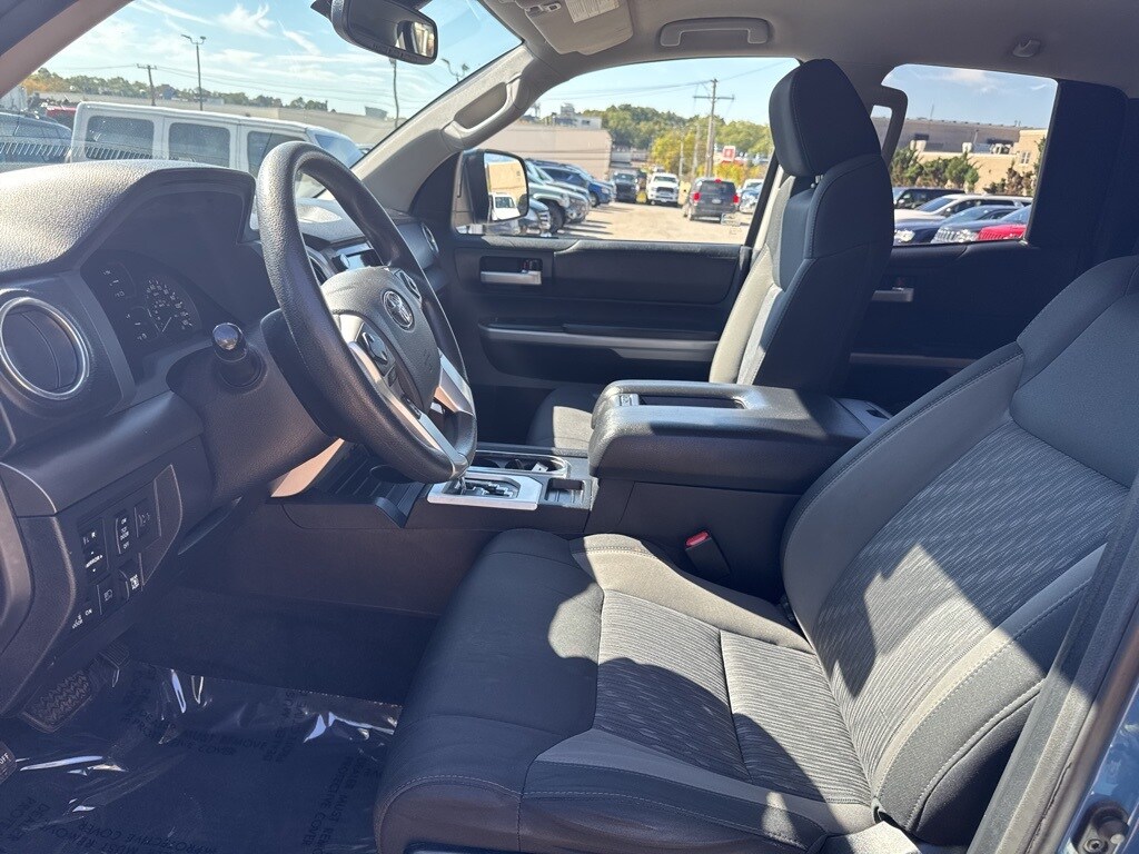 2021 Toyota Tundra SR5 Grade photo 3