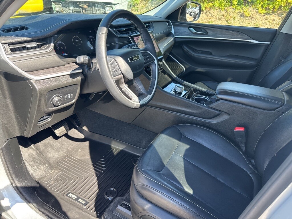 2021 Jeep Grand Cherokee Limited photo 3