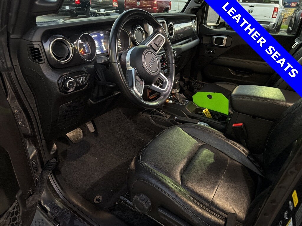 2021 Jeep Wrangler Unlimited Sahara Altitude photo 3