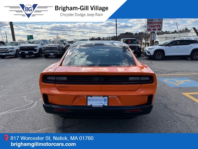2025 Dodge Charger R/T photo 3