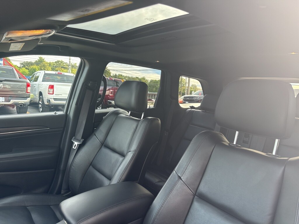 2021 Jeep Grand Cherokee Limited photo 3
