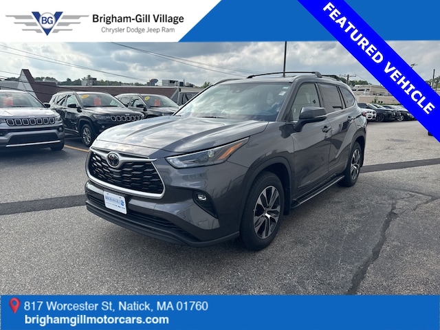 2022 Toyota Highlander XLE SUV