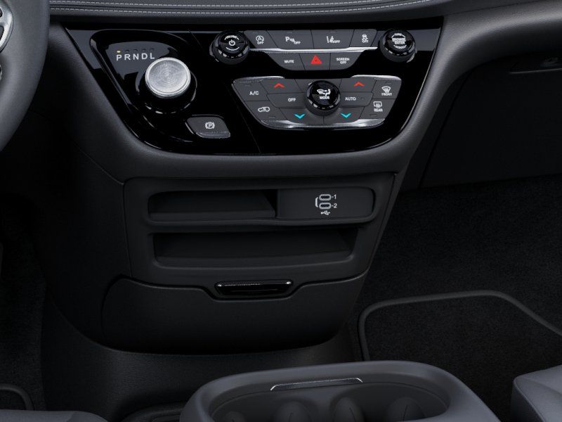 2026 Chrysler Pacifica Select - Photo 24