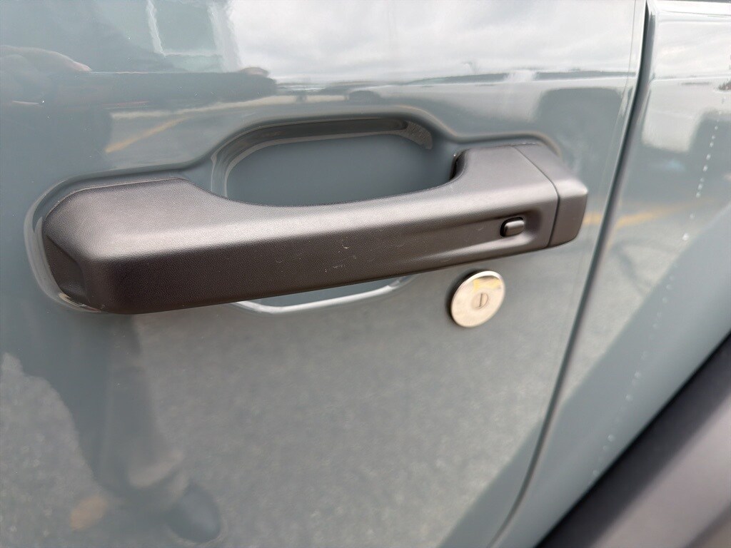 2025 Jeep Wrangler Willys photo 2