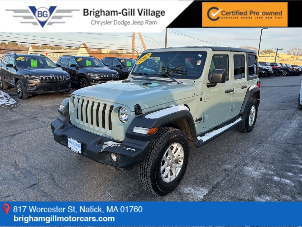 2023 Jeep Wrangler 4-Door Sport S's photo
