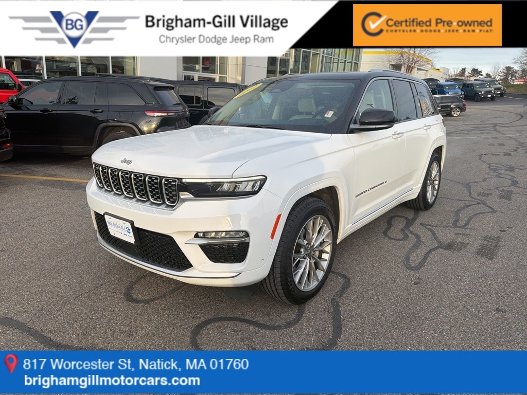 2022 Jeep Grand Cherokee Summit's photo