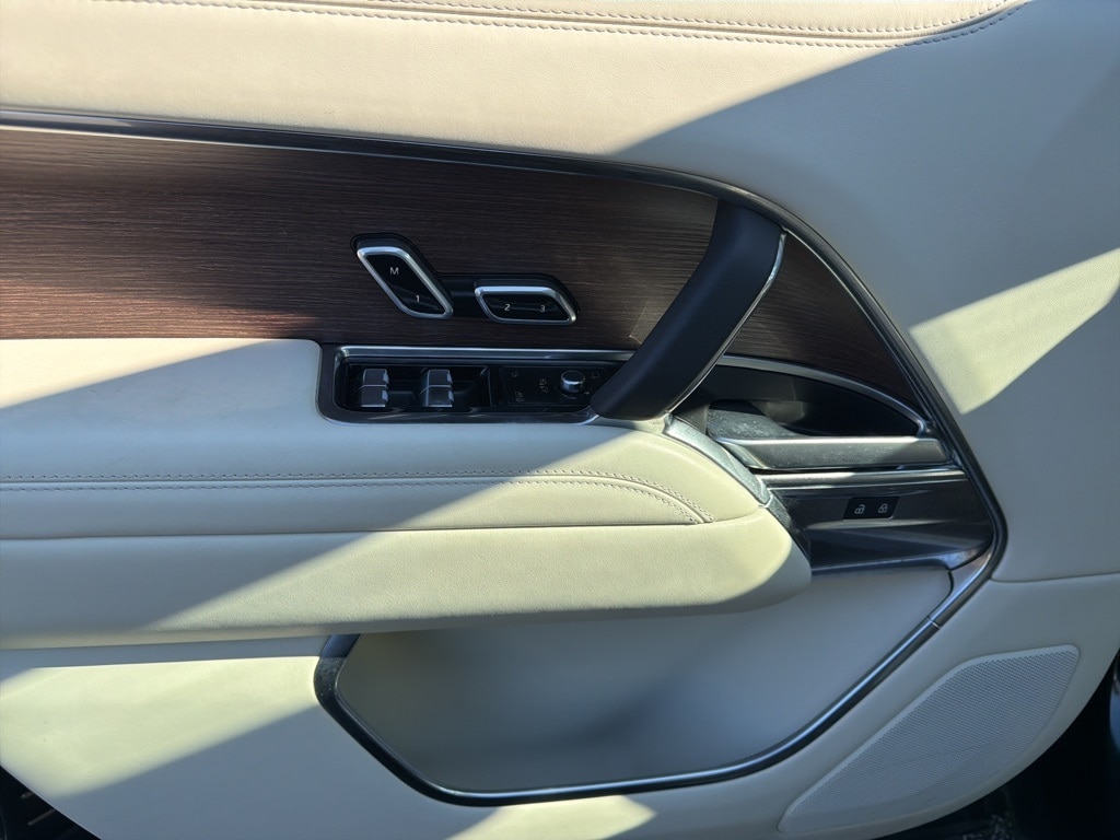 Used 2024 Land Rover Range Rover SE SUV