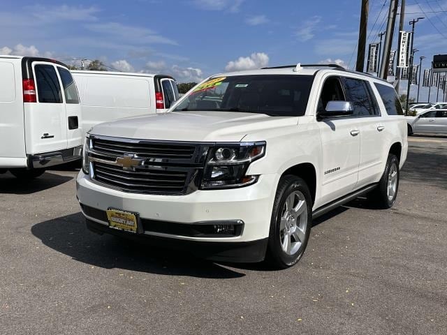 Used 2019 Chevrolet Suburban Premier with VIN 1GNSKJKC6KR274373 for sale in Bay Shore, NY