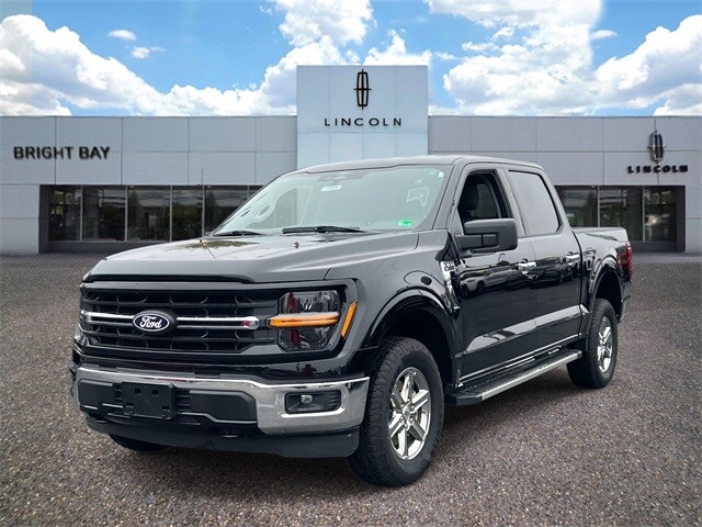 2025 Ford F-150 XLT photo 3