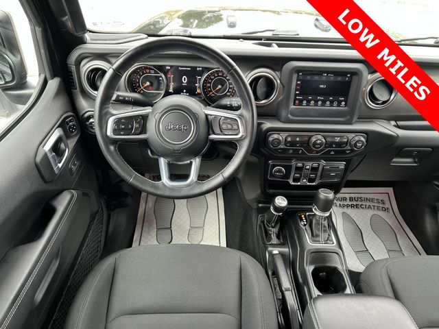 2021 Jeep Gladiator Overland - Photo 17