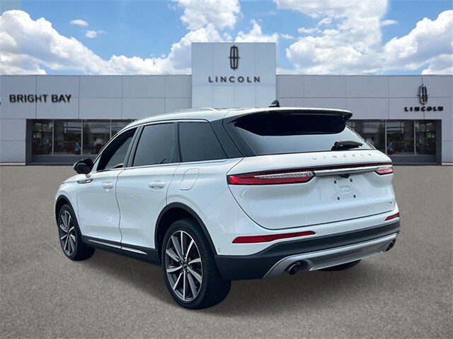 2020 Lincoln Corsair Reserve photo 4