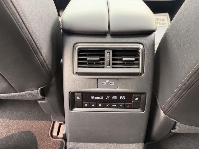 2026 Mazda CX-90 Preferred Package - Photo 17
