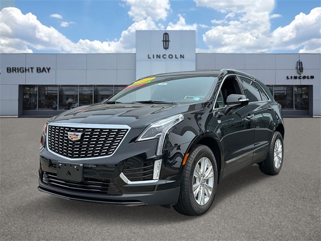 Used 2023 Cadillac XT5 Luxury with VIN 1GYKNBR42PZ228111 for sale in Bay Shore, NY