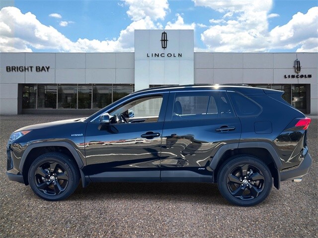 2021 Toyota RAV4 Hybrid XLE Premium photo 3