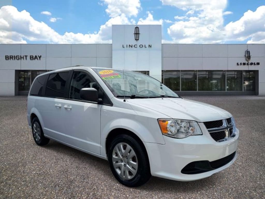 Used 2018 Dodge Grand Caravan SE Minivan/Van