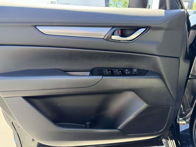 2025 Mazda CX-5 S Preferred package - Photo 17
