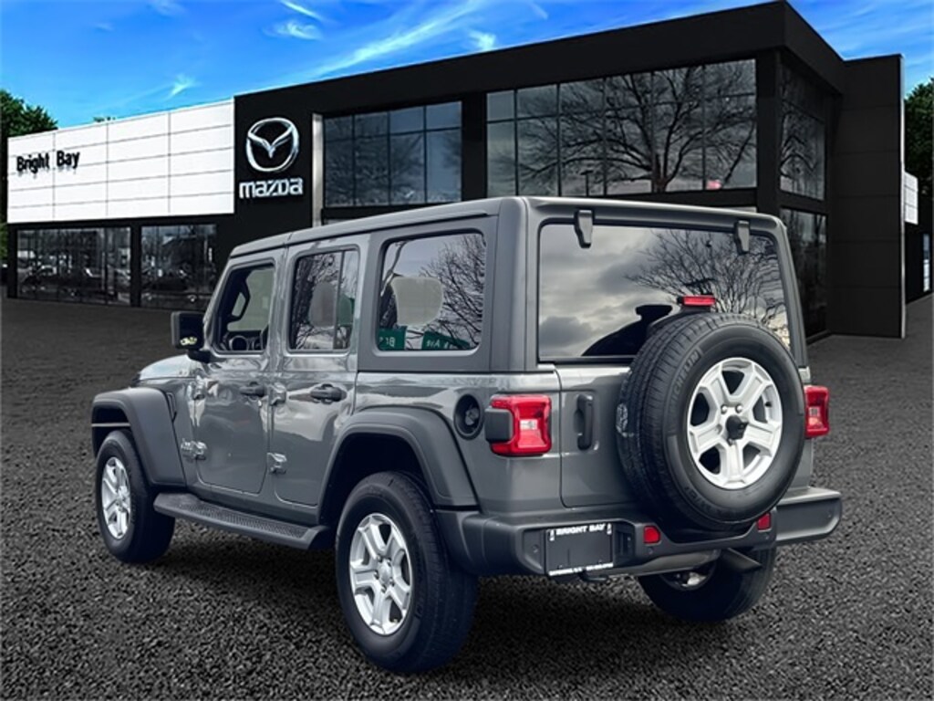 Used 2021 Jeep Wrangler Unlimited Sport V-6 SUV