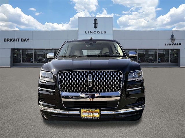 Certified 2022 Lincoln Navigator Black Label with VIN 5LMJJ2TT8NEL09558 for sale in Bay Shore, NY