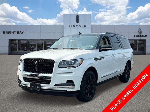Used 2024 Lincoln Navigator Black Label L with VIN 5LMJJ3TGXREL07129 for sale in Bay Shore, NY