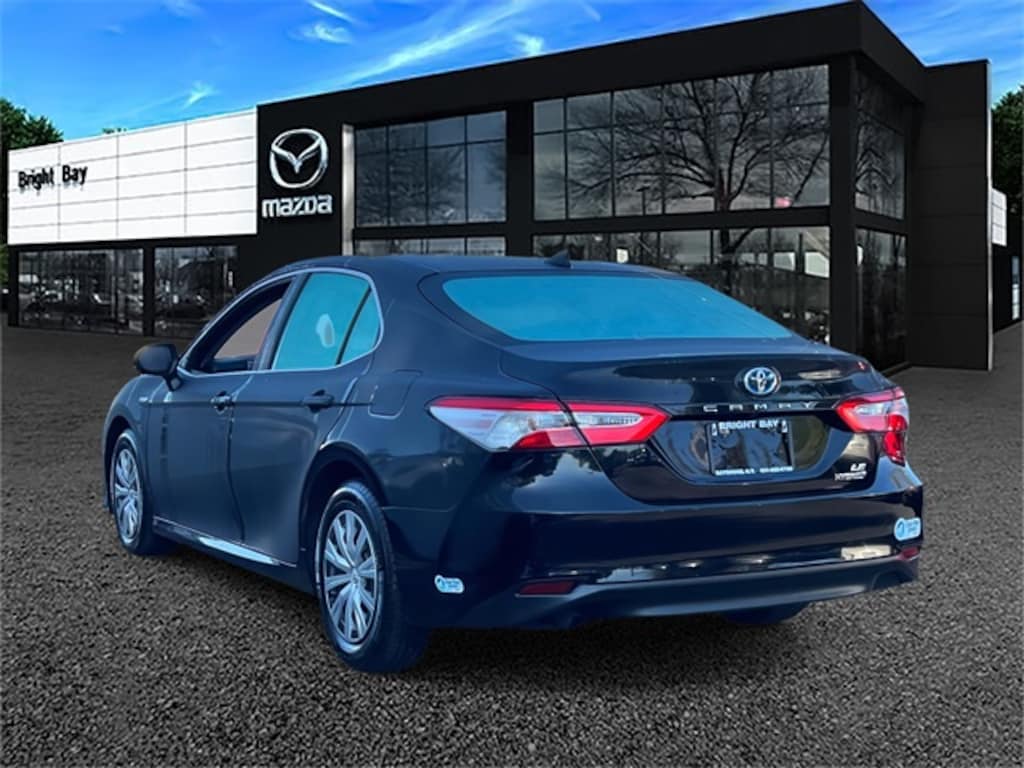 Used 2019 Toyota Camry Hybrid LE Sedan
