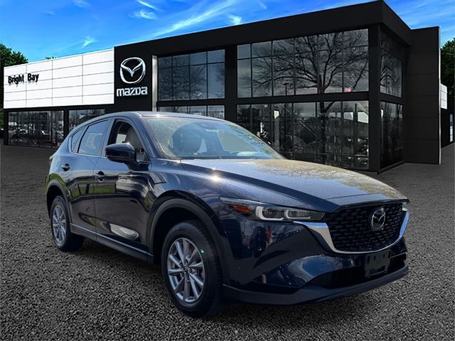 2023 Mazda CX-5 S Preferred package Auto AWD's photo
