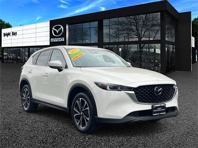 2023 Mazda CX-5 S Premium package