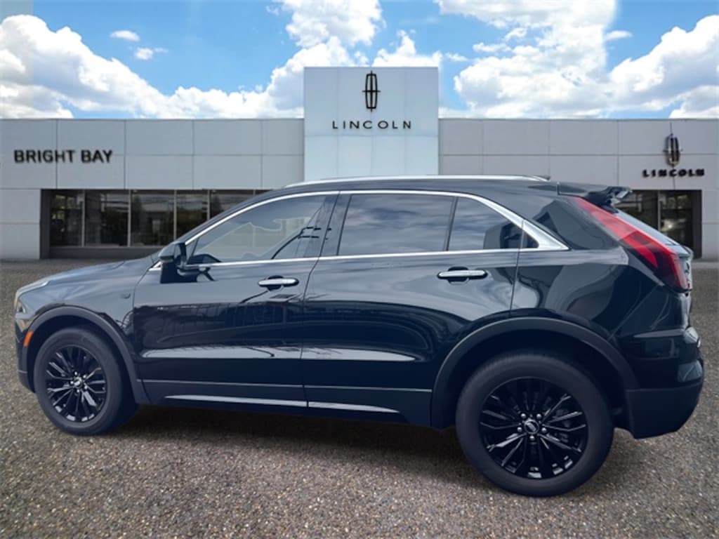 Used 2025 Cadillac XT4 Premium Luxury SUV