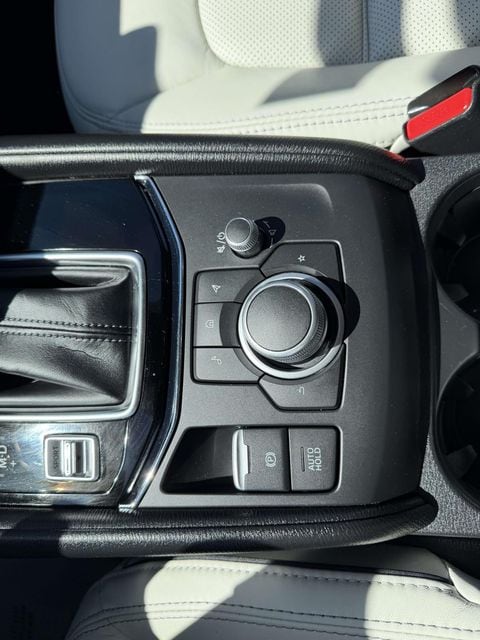 2025 Mazda CX-5 S Preferred package - Photo 21