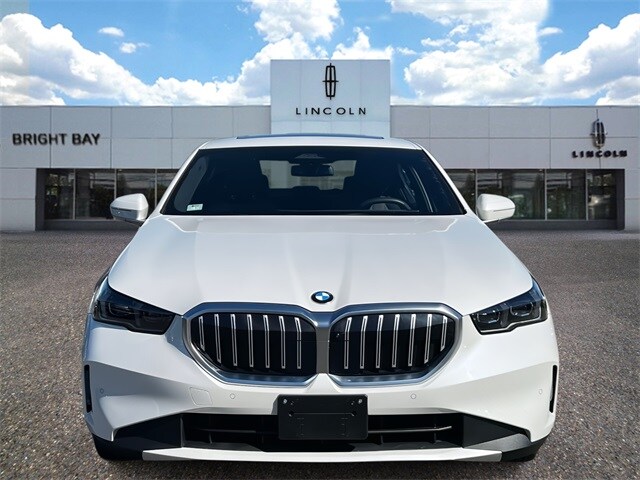 2024 Bmw 530i xDrive photo 2