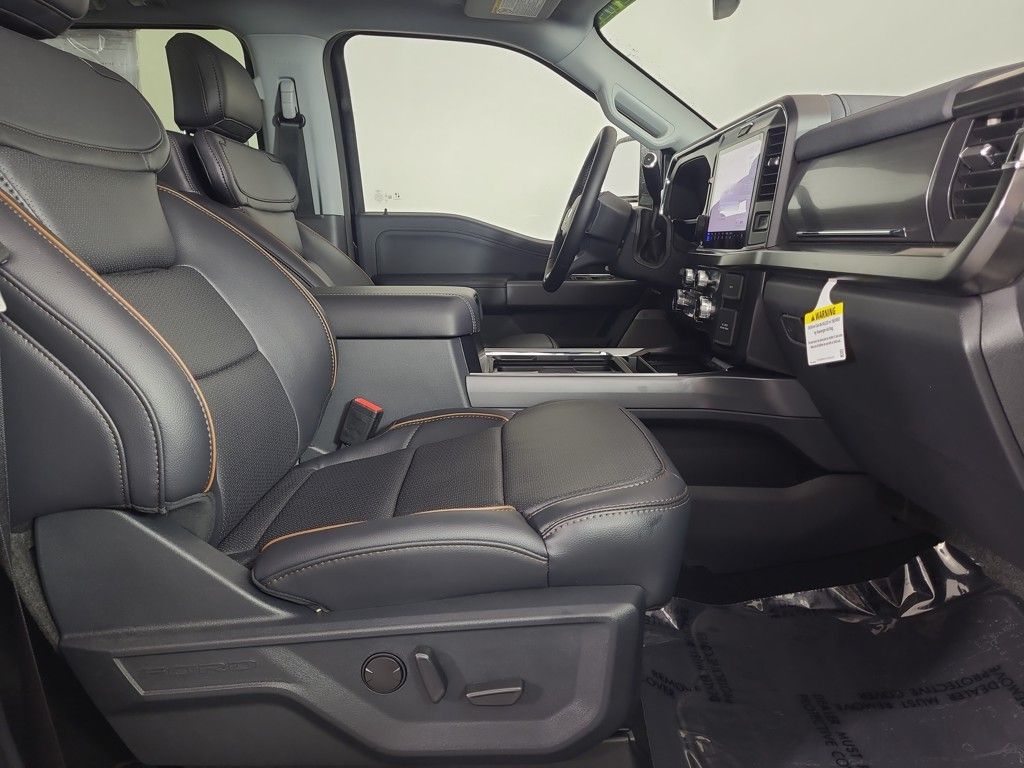 2025 Ford F-350 Super Duty Lariat - Photo 22